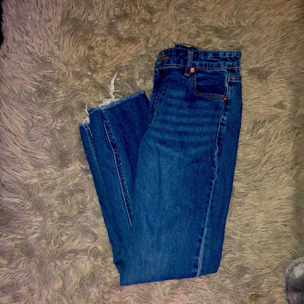 cute blue jeans !